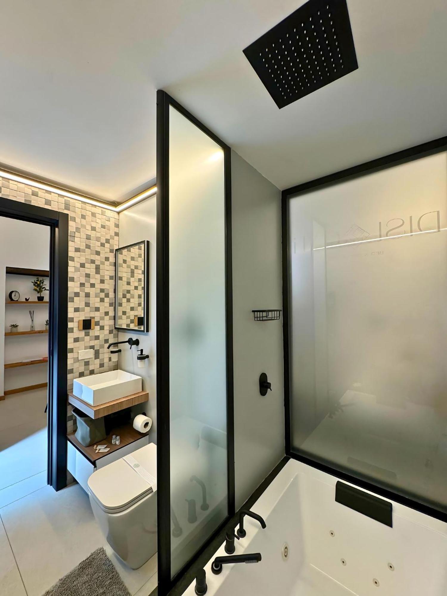 Dislocati Bnb - Jacuzzi Privata - Cucina - Tv60" - Minimal Luxury Marigliano Eksteriør bilde