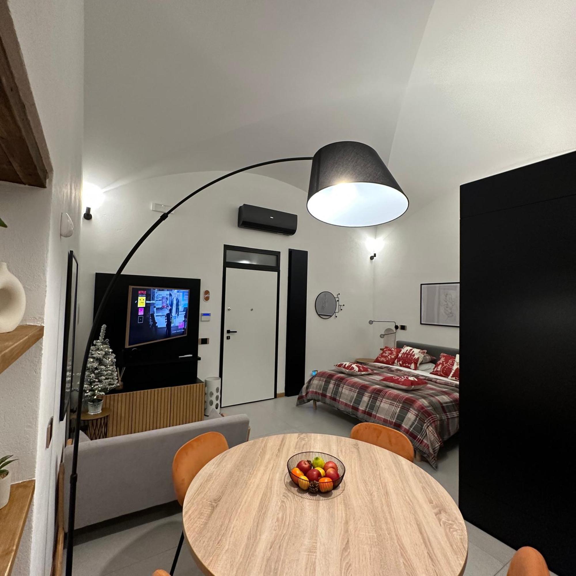 Dislocati Bnb - Jacuzzi Privata - Cucina - Tv60" - Minimal Luxury Marigliano Eksteriør bilde