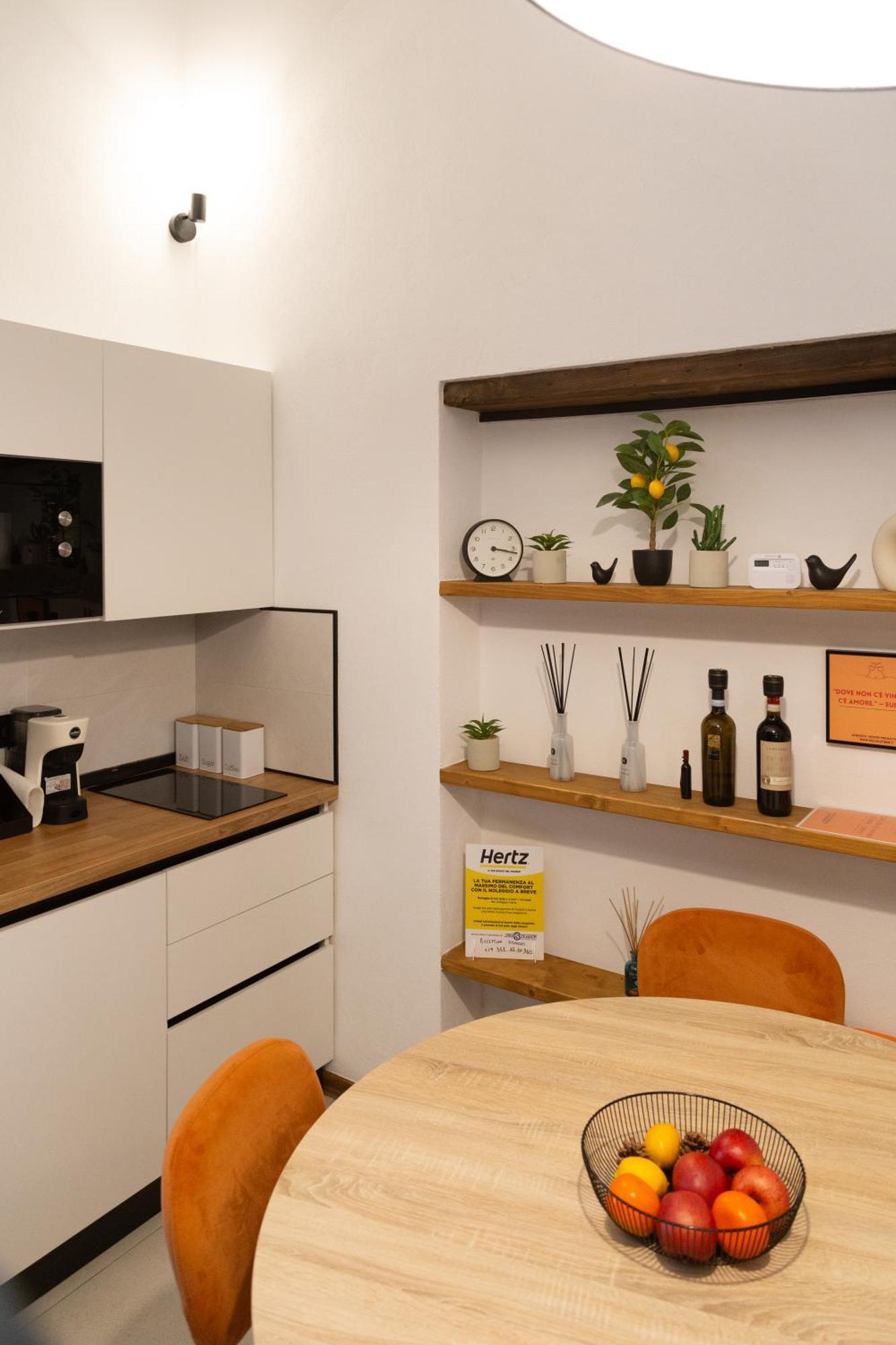 Dislocati Bnb - Jacuzzi Privata - Cucina - Tv60" - Minimal Luxury Marigliano Eksteriør bilde
