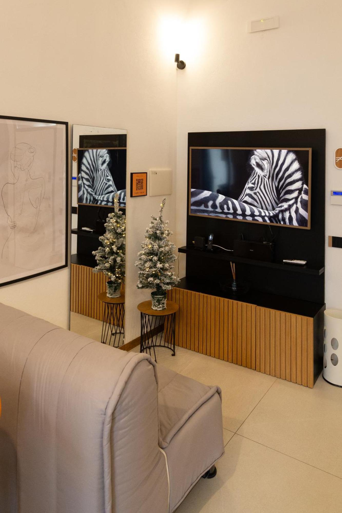Dislocati Bnb - Jacuzzi Privata - Cucina - Tv60" - Minimal Luxury Marigliano Eksteriør bilde